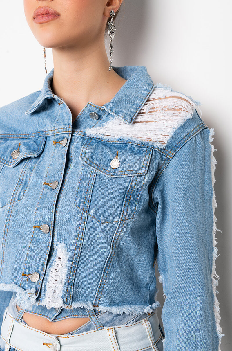 ULTRA DISTRESSED CROP DENIM JACKET