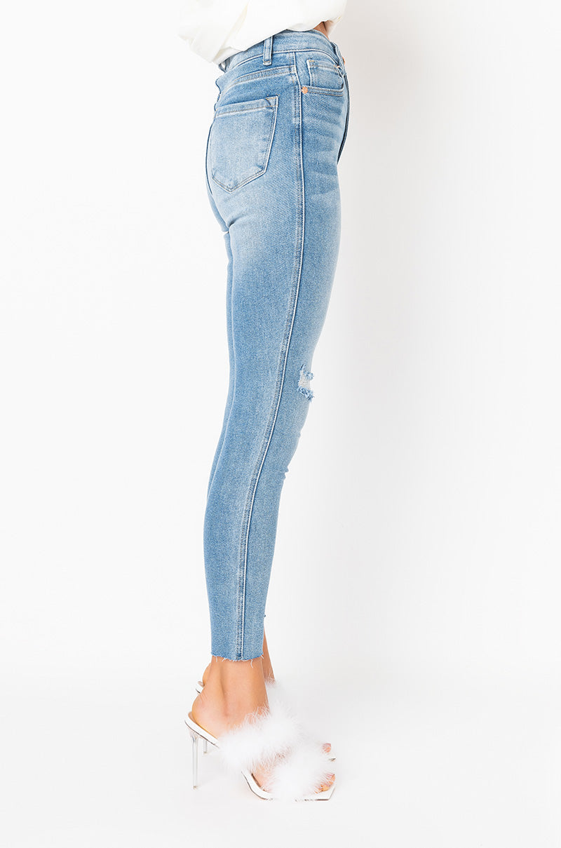 SEXY DENIM HIGH RISE DENIM