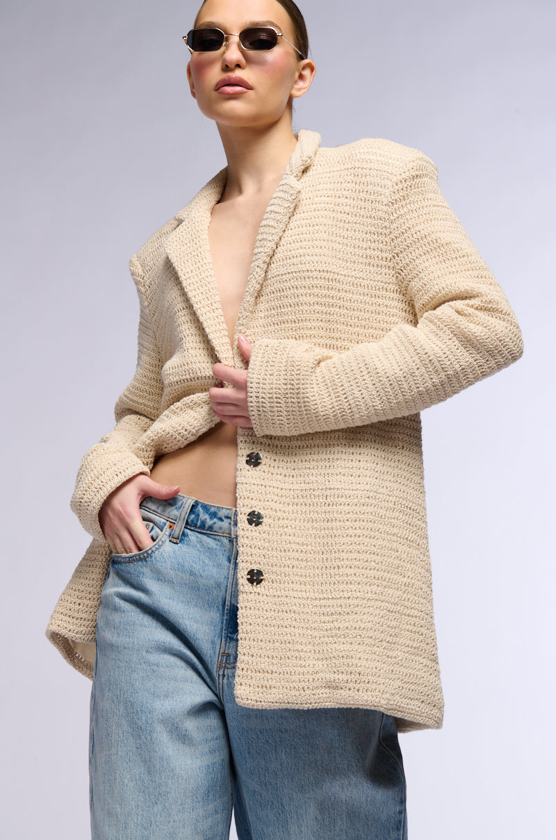 CLASSIC OVERSIZED CROCHET BLAZER