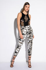 CUT OUT SLEEVELESS BODYSUIT