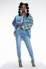 PARADISE MOM JEANS WITH RHINESTONE BACK POCKET