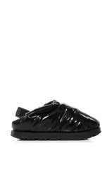 UGG SPACESLIDER SLIPPER IN BLACK